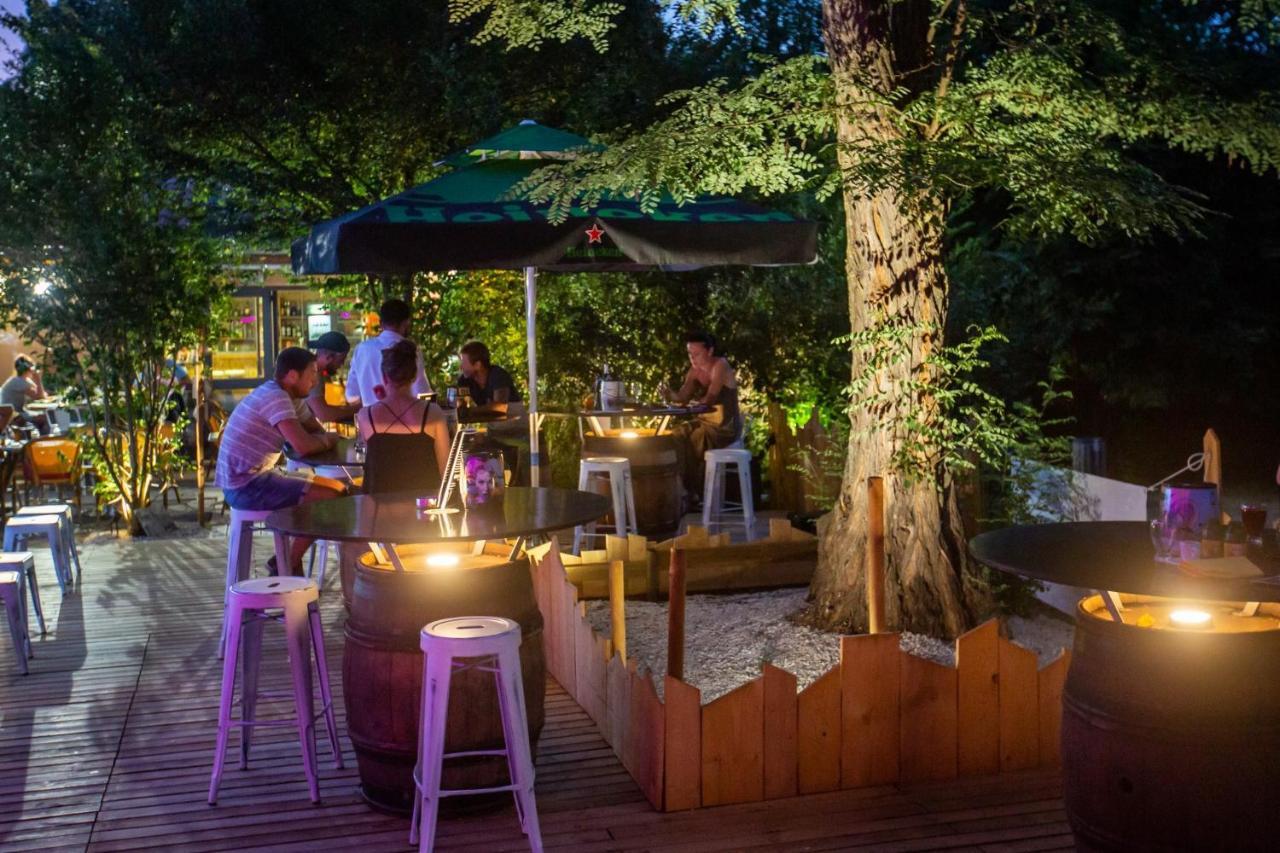 בריוד Camping De La Bageasse מראה חיצוני תמונה